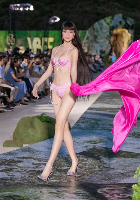 Top 3 Miss World Vietnam đọ sắc trong bikini sau 1 năm đăng quang dàn thí sinh năm nay liệu có