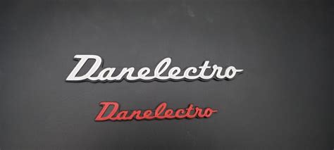 Danelectro Logo 3d Print Etsy