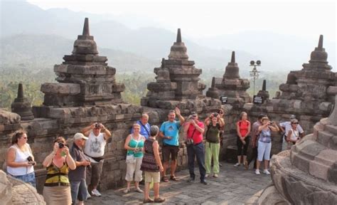 Kunjungan Wisatawan Mancanegara Ke Indonesia Meningkat Tajam Hingga