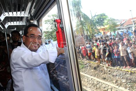 PERESMIAN STASIUN BEKASI TIMUR ANTARA Foto