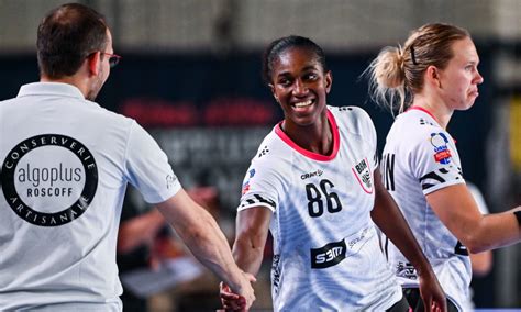 Handball Ligue Des Champions Féminine Brest En Démonstration Face à