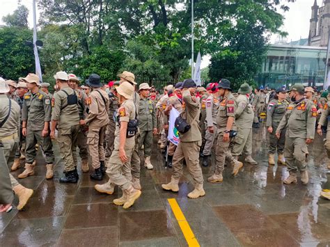 Satpol Pp Sultra Ikut Aksi Demo Besar Besaran Di Jakarta Menuntut