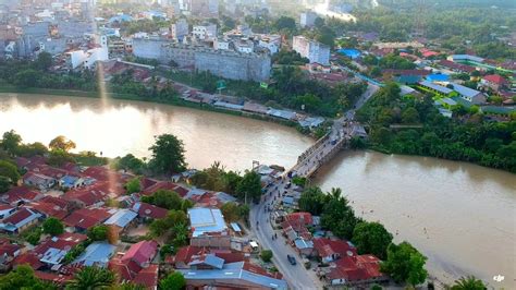 Kota Perdagangan Kota Yang Memiliki Jalan Yang Sangat Buruk Simalungun