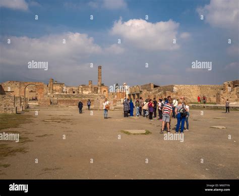 People Of Pompeii Hi Res Stock Photography And Images Alamy