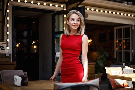 Blonde Woman Red Dress Smile Model Girl Wallpaper Coolwallpapersme