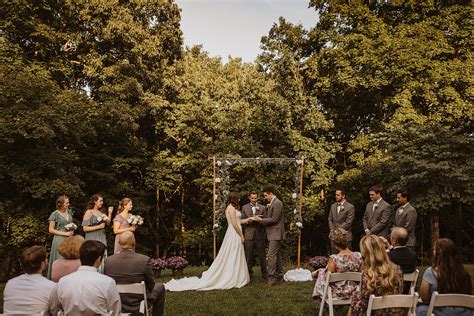 St. Louis Backyard Wedding // rachel & ryan - abbyrose-photo.com