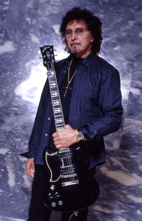 Tony Iommi Black Sabbath Online