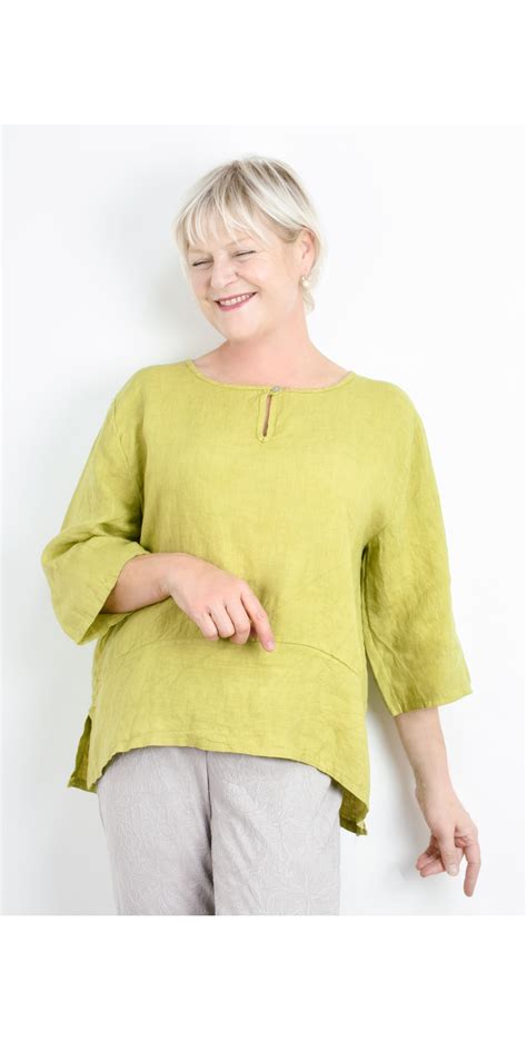 Fenella Aria EasyFit Boxy Linen Top In Lime