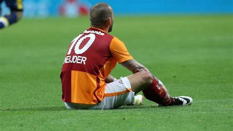 Sneijder S Z N Tuttu Fanatik Gazetesi Galatasaray Gs Haberleri Spor