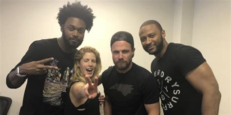 Arrow Season 7 Cast Unites As Production Begins