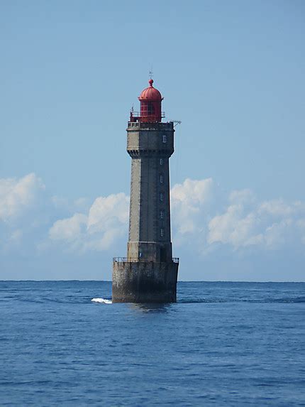 Visiter Phare De La Jument Pr Parez Votre S Jour Et Voyage Phare De