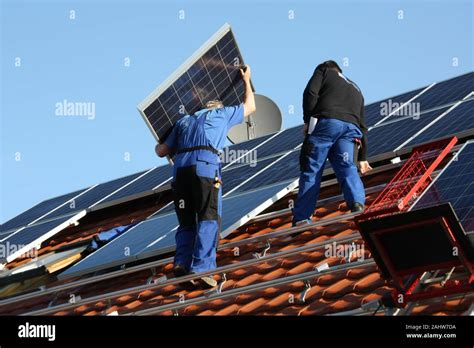 Installation of a new photovoltaic system Stock Photo - Alamy