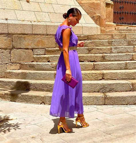 8 Formas De Llevar El Morado Lila O Violeta Como Invitada Vestido Morado Trajes Sastre Para