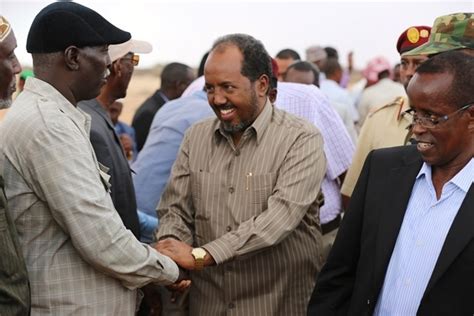 Wararka Maanta Arbaco Mar 25 2015 Madaxweyne Xasan Oo Kulamo La