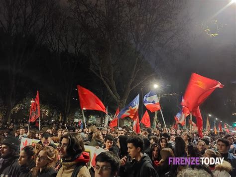 Foto Manifestazione Antifascista Dopo L Aggressione Agli Studenti Del