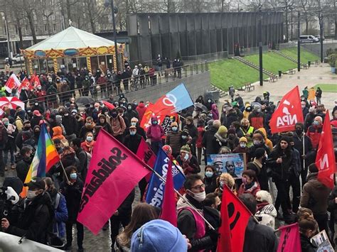 À Brest Plus De 1 000 Personnes Dont Des Teufeurs Contre Le