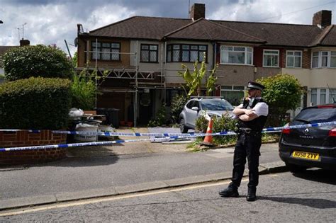 Hainault Stabbing Boy 14 Dies After Horror Sword Rampage In London