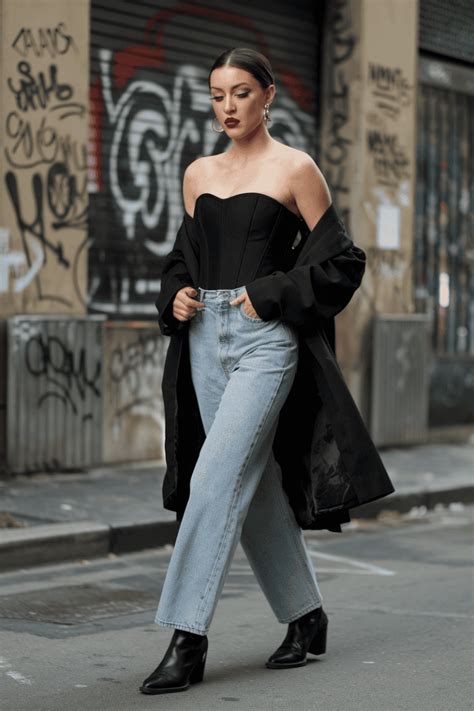 19 Stunning Corset Outfit Ideas for a Bold Look