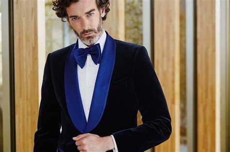 How And When To Wear A Dinner Jacket Ultimate Guide Black Lapel