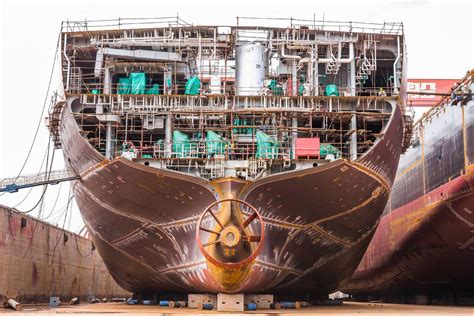 China S Largest Shipbuilders Plan To Merge