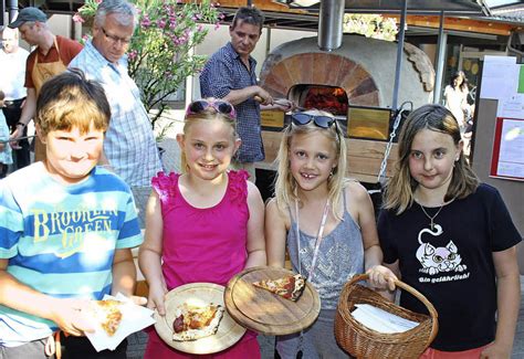 Ein Backofen auf Rädern Eichstetten Badische Zeitung