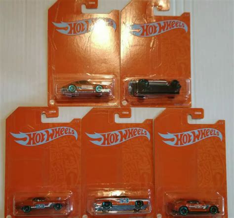 HOT WHEELS ORANGE And Blue 53th Anniversary Dodge Ford Porsche Lot De 5 Cart EUR 15 00