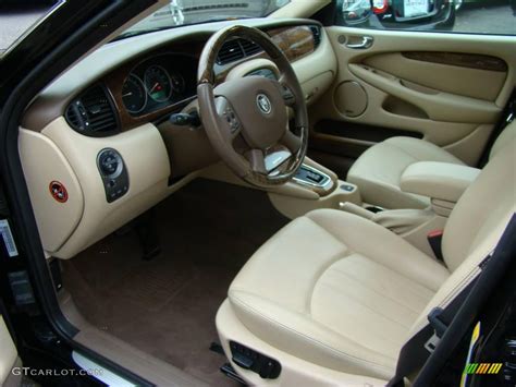 Ivory Interior 2005 Jaguar X-Type 3.0 Photo #38392628 | GTCarLot.com