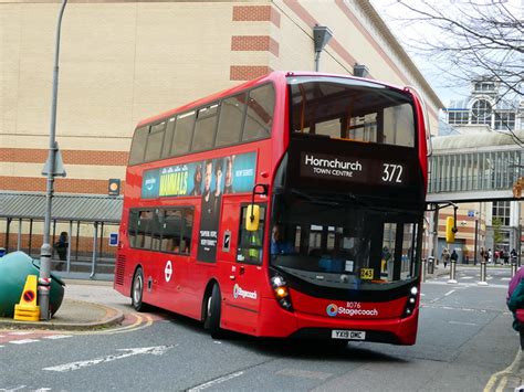 London Bus Route 372 | Flickr