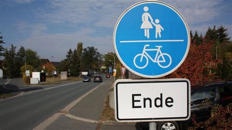 Mehr Platz F R Den Menschen Radfahrer Und Fu G Nger Fordern Bessere