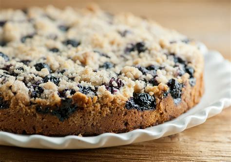 How To Make Blueberry Crumb Cake