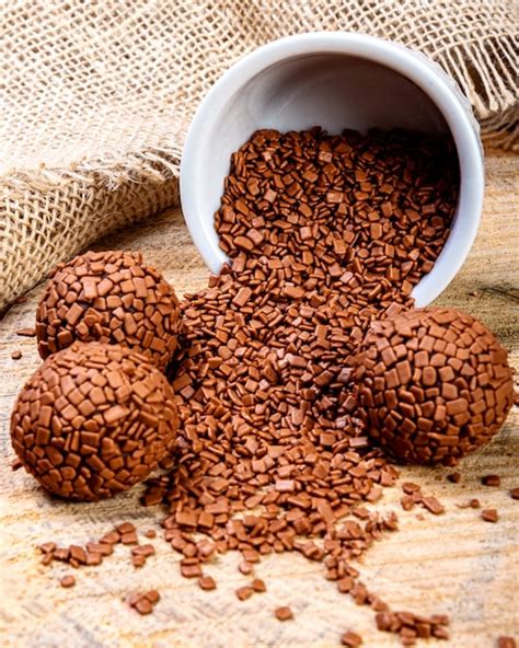 Brigadeiro Caramelo De Chocolate Tradicional Brasile O Foto Premium