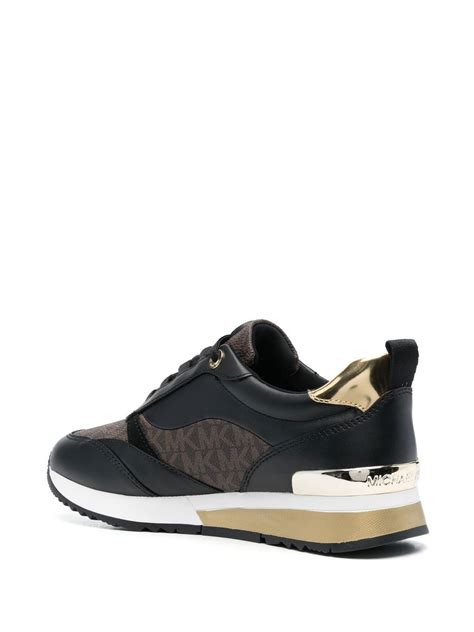 Michael Michael Kors Panelled Lace Up Sneakers In Schwarz Modesens