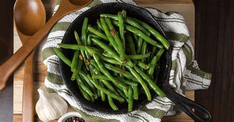 Saut Ed Green Beans With Garlic Chews Wisely Alabama