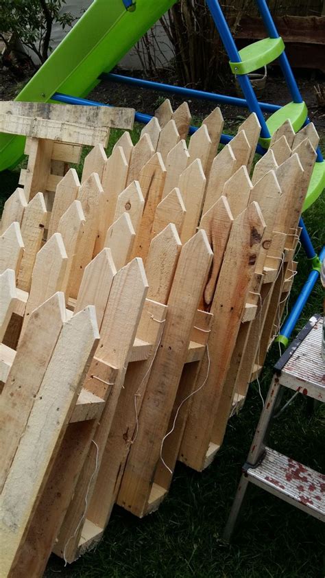 Picket Fencing I Made From Pallets Backyard Inspiration Backyard