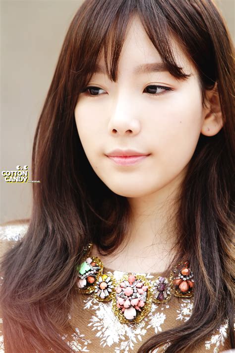 Lotte Fansign Taeyeon Kim Taeyeon Photo 36001969 Fanpop