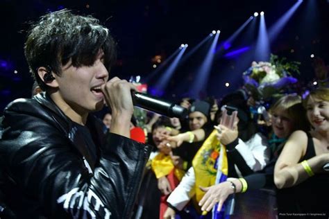 Pin By Xenia Cesarean On Dimash K Concert The Voice Best