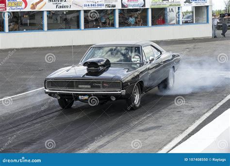 Dodge charger burnout editorial image. Image of mopar - 107408550