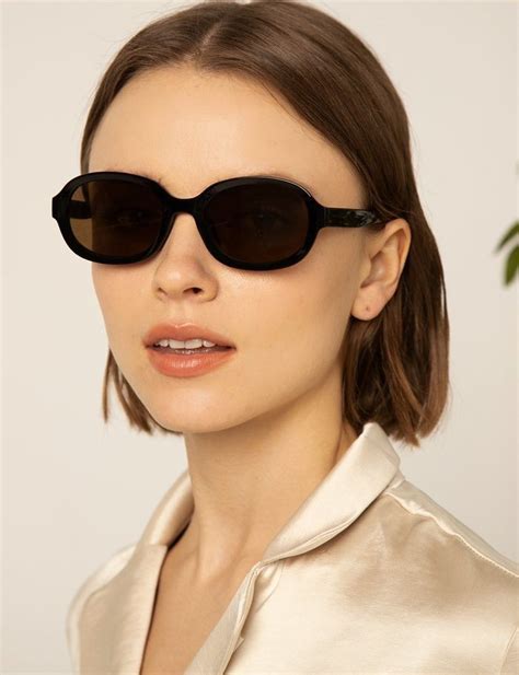 Full Black Korean Sunglasses 2022 Oculos Lensa Cekung Fesyen Wanita Aksesoris Di Carousell