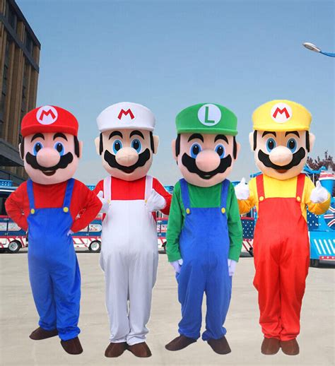 Mario Cosplay