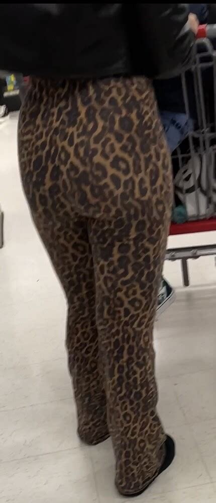 Amazing ASS In Leopard Pants And Bends Over As I Walked By OC