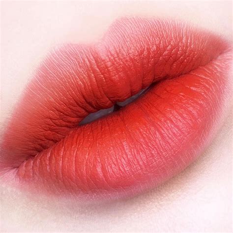 Review son lì MAC Powder Kiss hot hit mới toanh cận cảnh chất son và những gam màu đẹp nhất