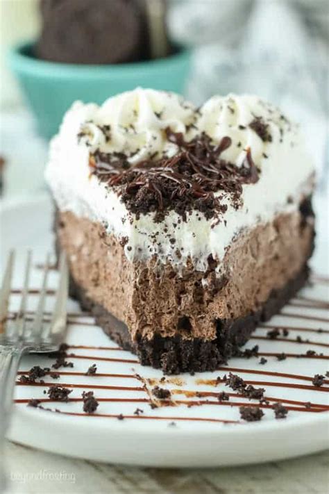 No Bake Chocolate Marshmallow Pie Beyond Frosting