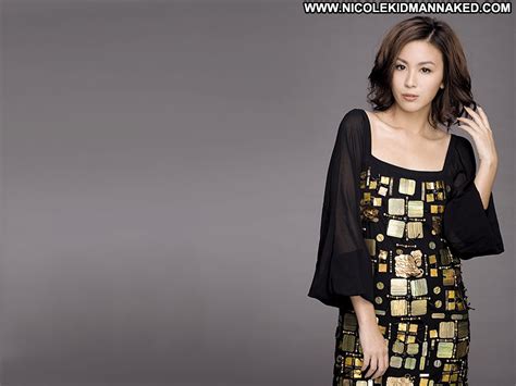 Facebook Leila Tong Posing Hot Celebrity Indonesian Actress Beautiful Chinese Babe