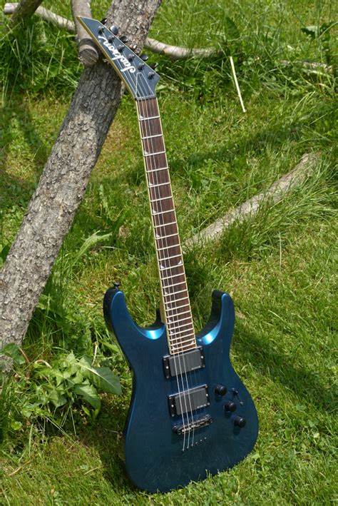 2004 Jackson Japan-Made DKMGT "Dinky" Electric Guitar