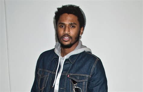 Trey Songz reveals the mother of his son in new family photos