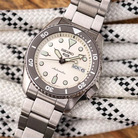 Seiko Sports Skx Mm Srpk K R B S Pchome H