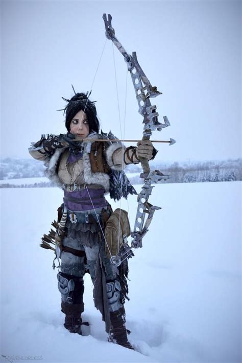 Issa Cosplay From Fade To Silence Hunting By Ravenlordess On