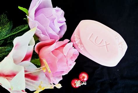 Lux™ Soft Touch Beauty Bar Review Beauty Bulletin Bath Soaps