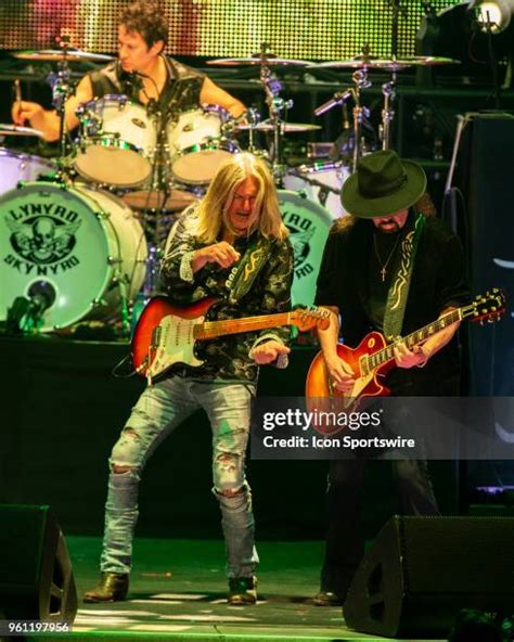 Lynyrd Skynyrd Tour Photos And Premium High Res Pictures Getty Images