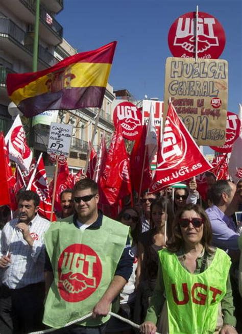 Imágenes De Las Protestas Por La Reforma Laboral 12